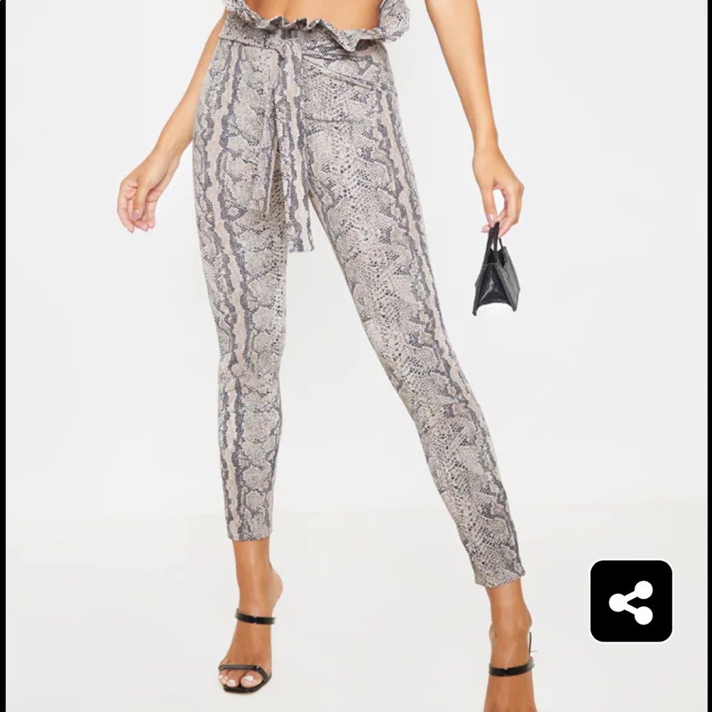 Snake print paperbag skinny pants